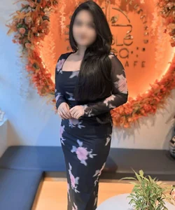 Call Girl Kolkata Roshni